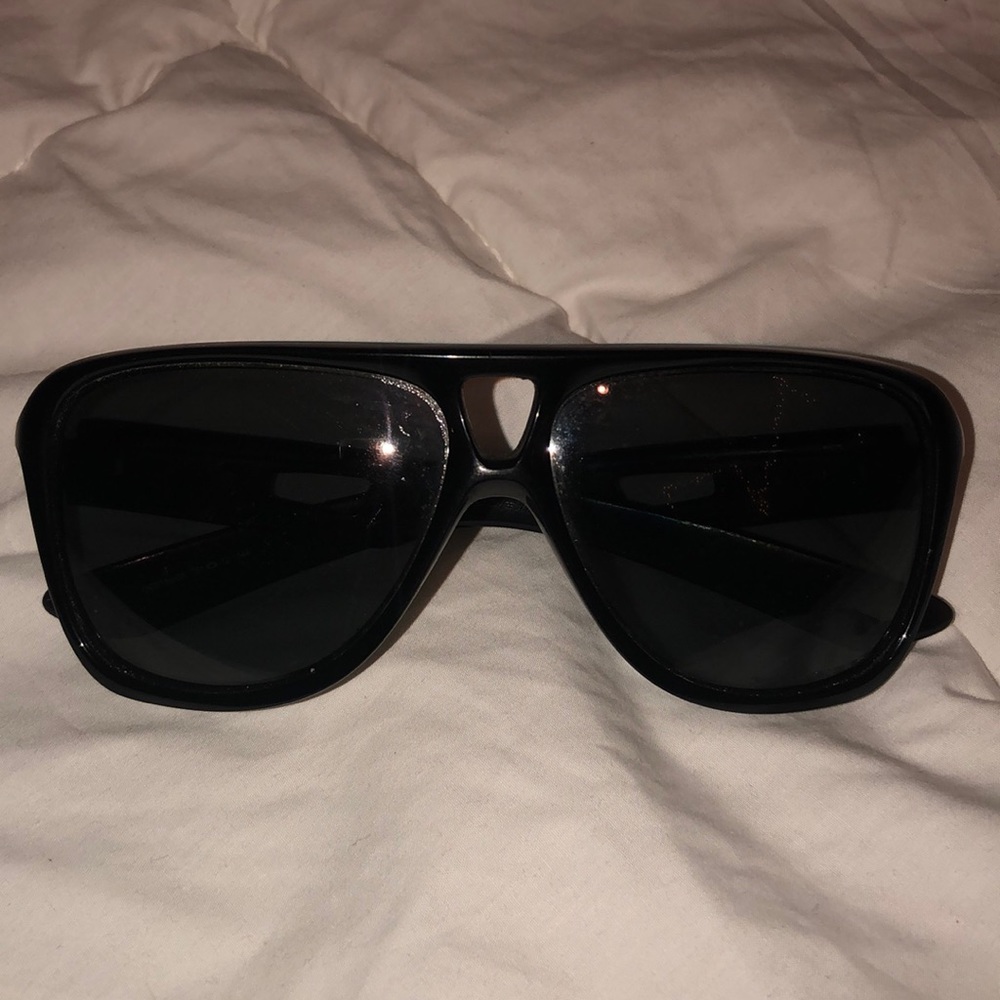 oakley sunglasses